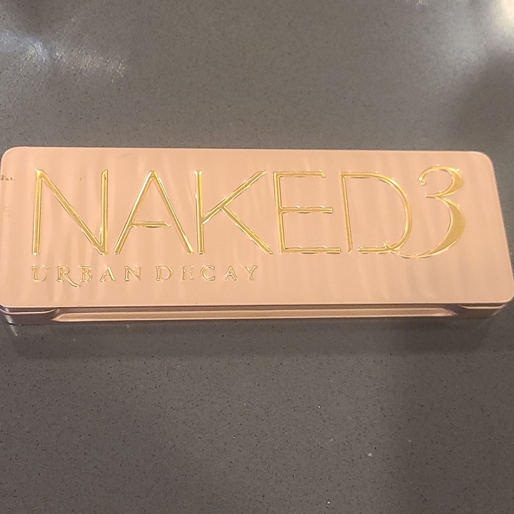 Naked 3 urban decay